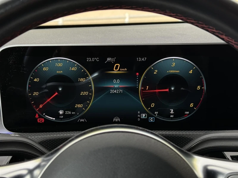 Mercedes-Benz CLA 180 Business Solution AMG , снимка 13 - Автомобили и джипове - 52534003