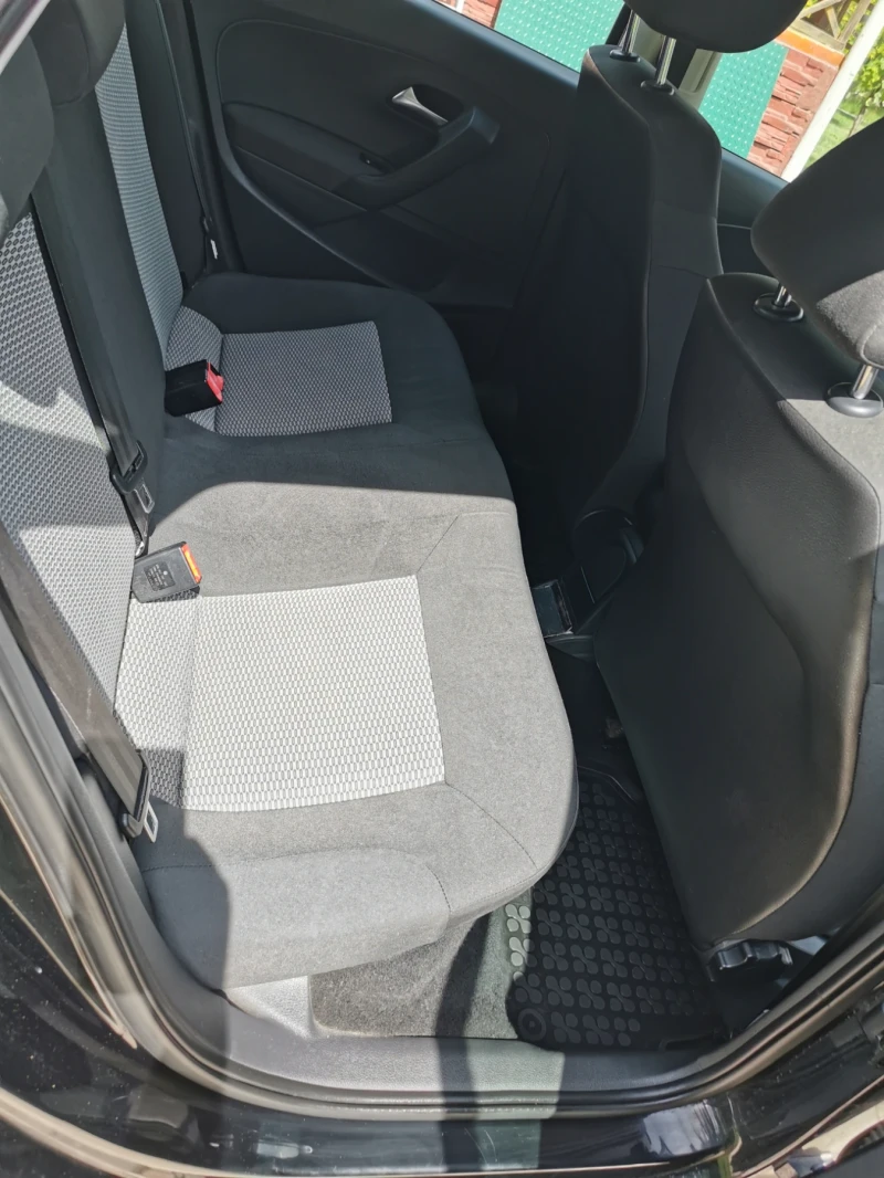 VW Polo, снимка 13 - Автомобили и джипове - 52930364