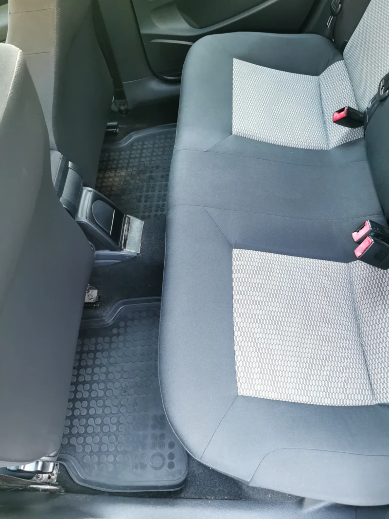 VW Polo, снимка 11 - Автомобили и джипове - 52930364