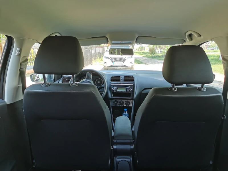 VW Polo, снимка 8 - Автомобили и джипове - 52930364