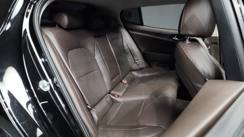 Kia Stinger 2.0T 2WD PLATINUM autogeorge.com, снимка 11 - Автомобили и джипове - 53260952