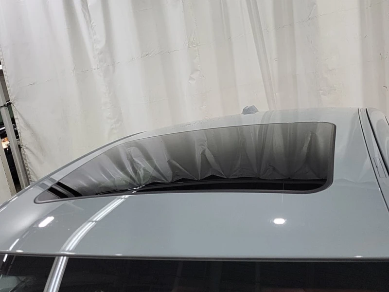 BMW 330 E Plug-in * M-Sport * CARFAX * Втори чифт гуми * , снимка 13 - Автомобили и джипове - 53381550