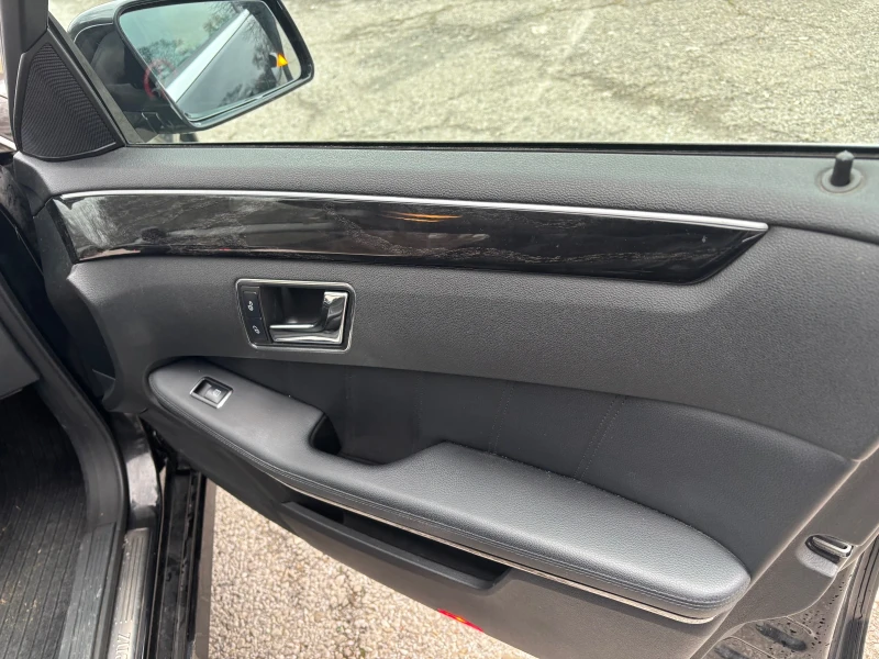 Mercedes-Benz E 350 E350CDI, снимка 13 - Автомобили и джипове - 53583622