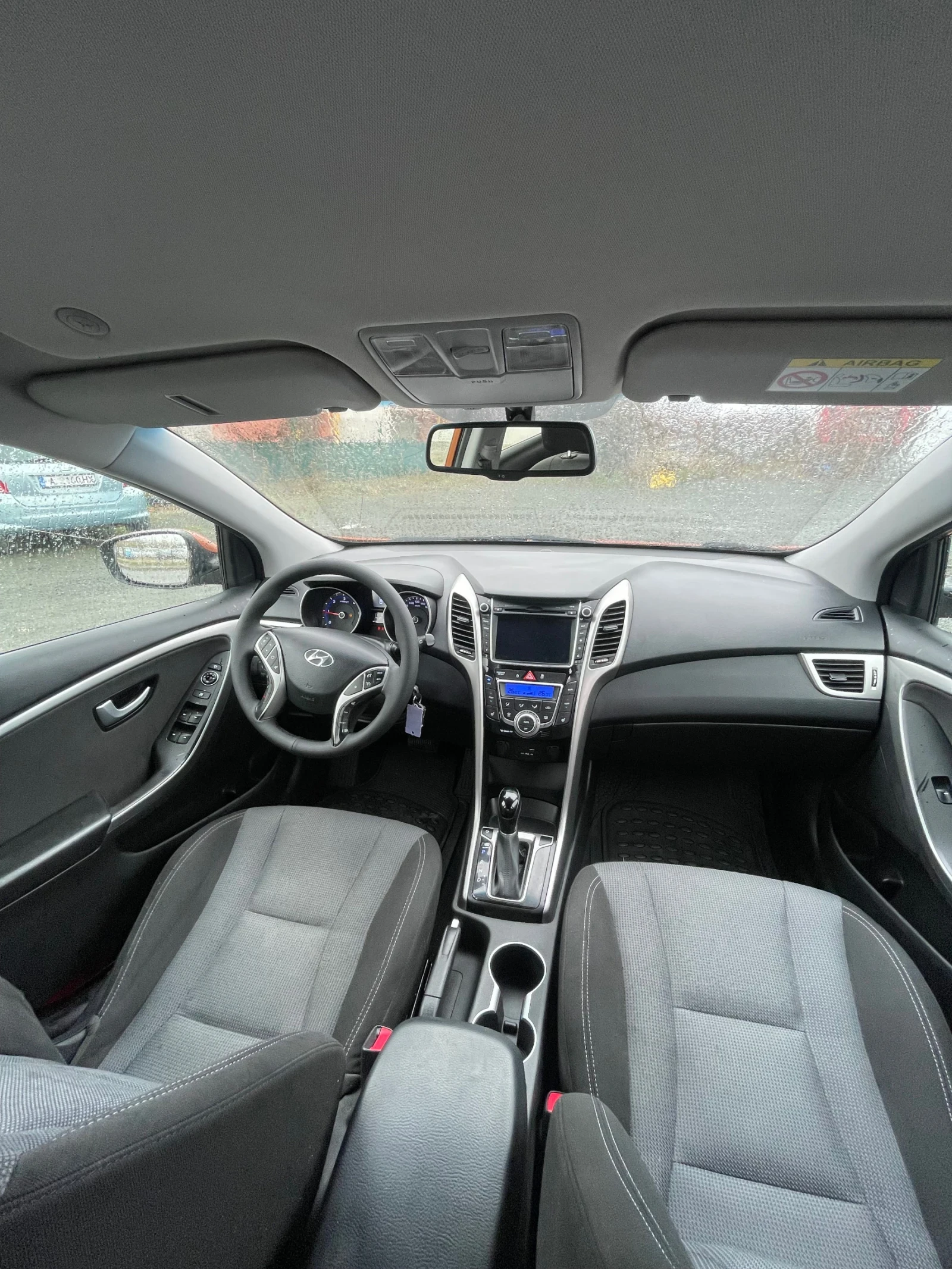 Hyundai I30 1.6 CRDI - изображение 8