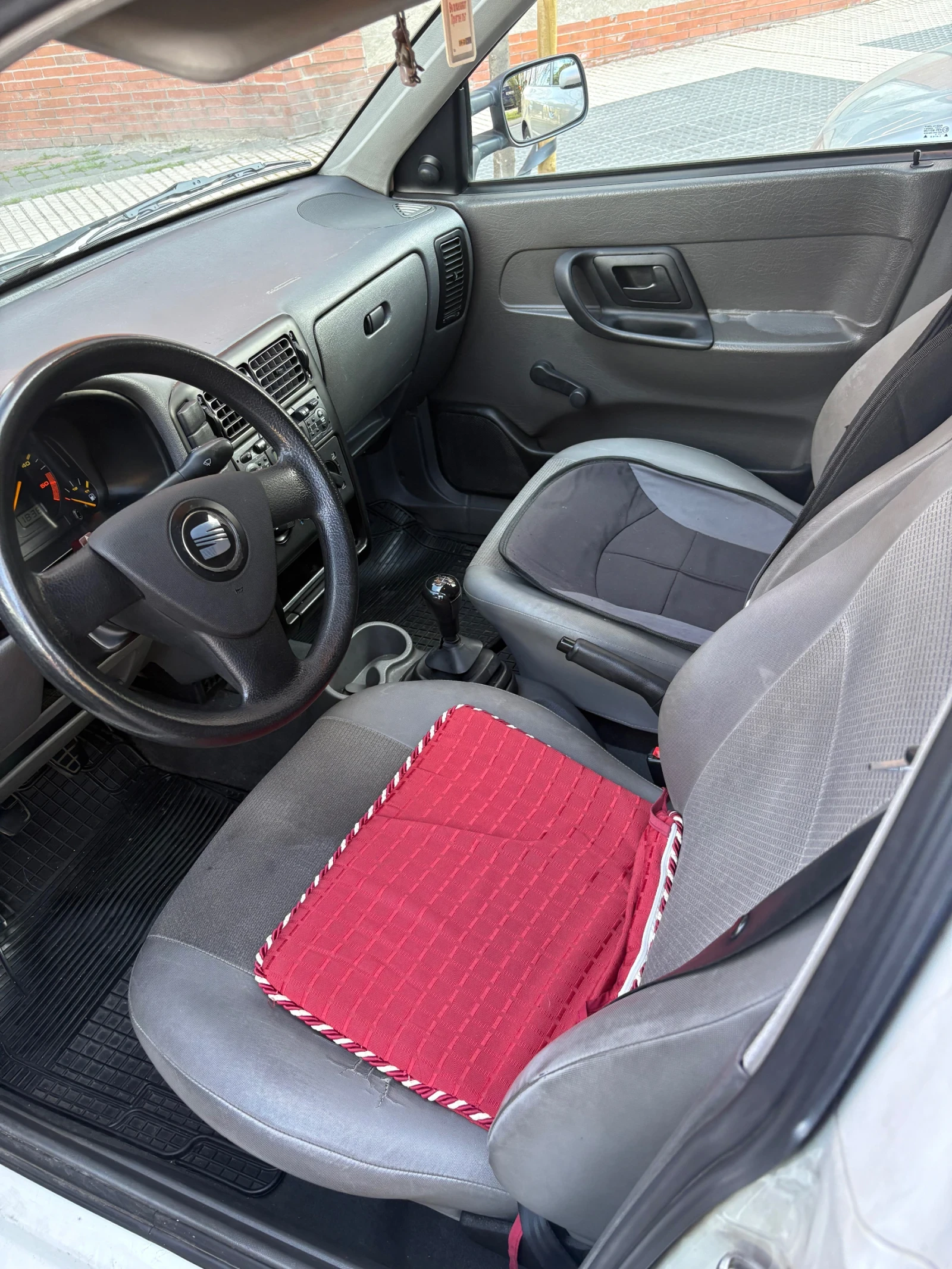 Seat Inka 1, 9 - изображение 4