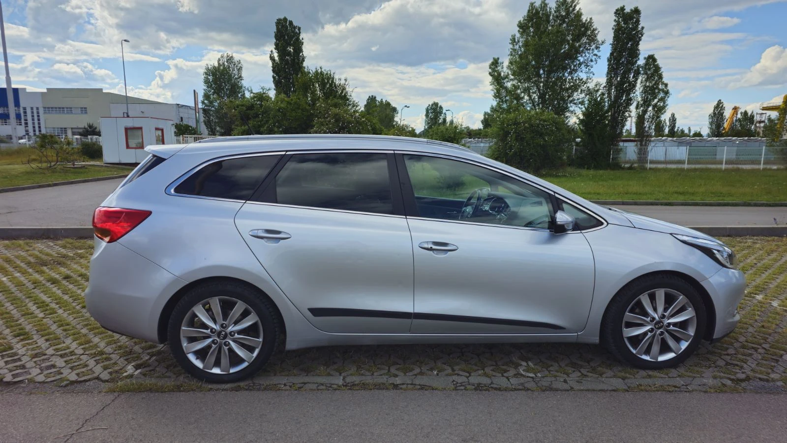Kia Ceed 1.6 GDI - изображение 2