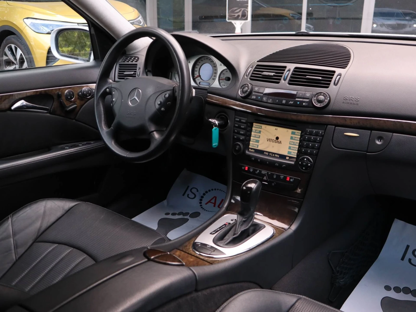 Mercedes-Benz E 55 AMG Harman Kardon/Memory/Navi/BiXenon | Mobile.bg   16
