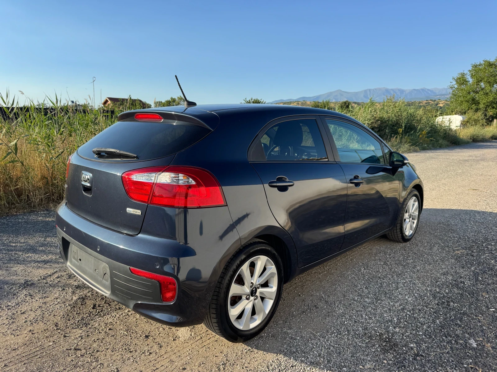 Kia Rio 1.1 CRDI * NAVI* FULL* EURO 6B*  - изображение 5