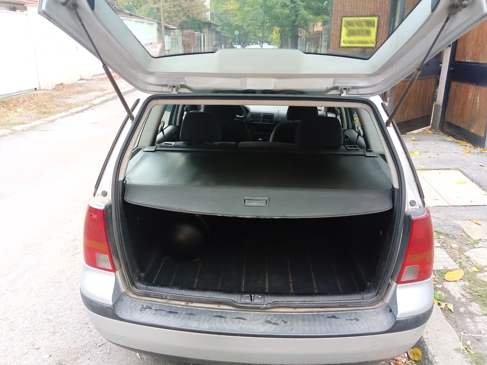 VW Golf 1.6 ГАЗ КОМБИ - изображение 5