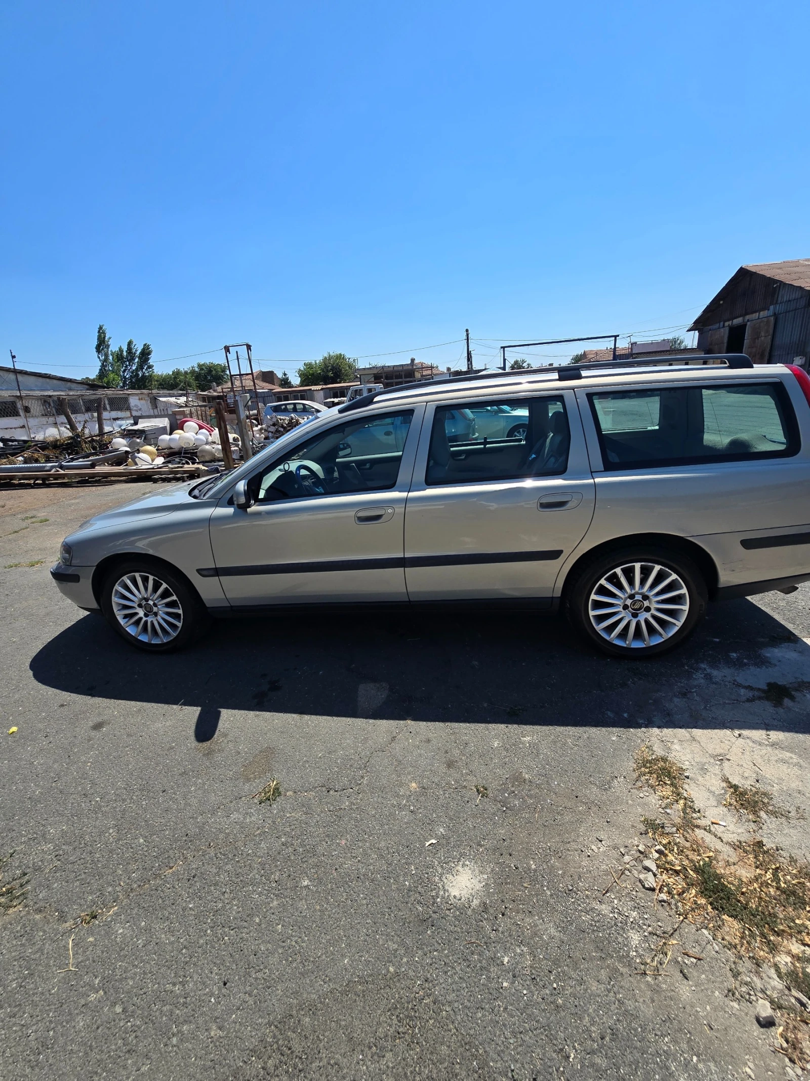 Volvo V70  - изображение 3
