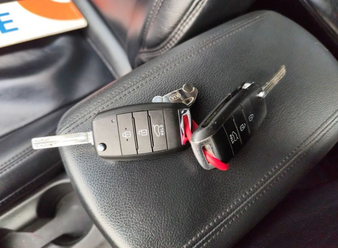 Kia Carens Facelift  | Mobile.bg   9