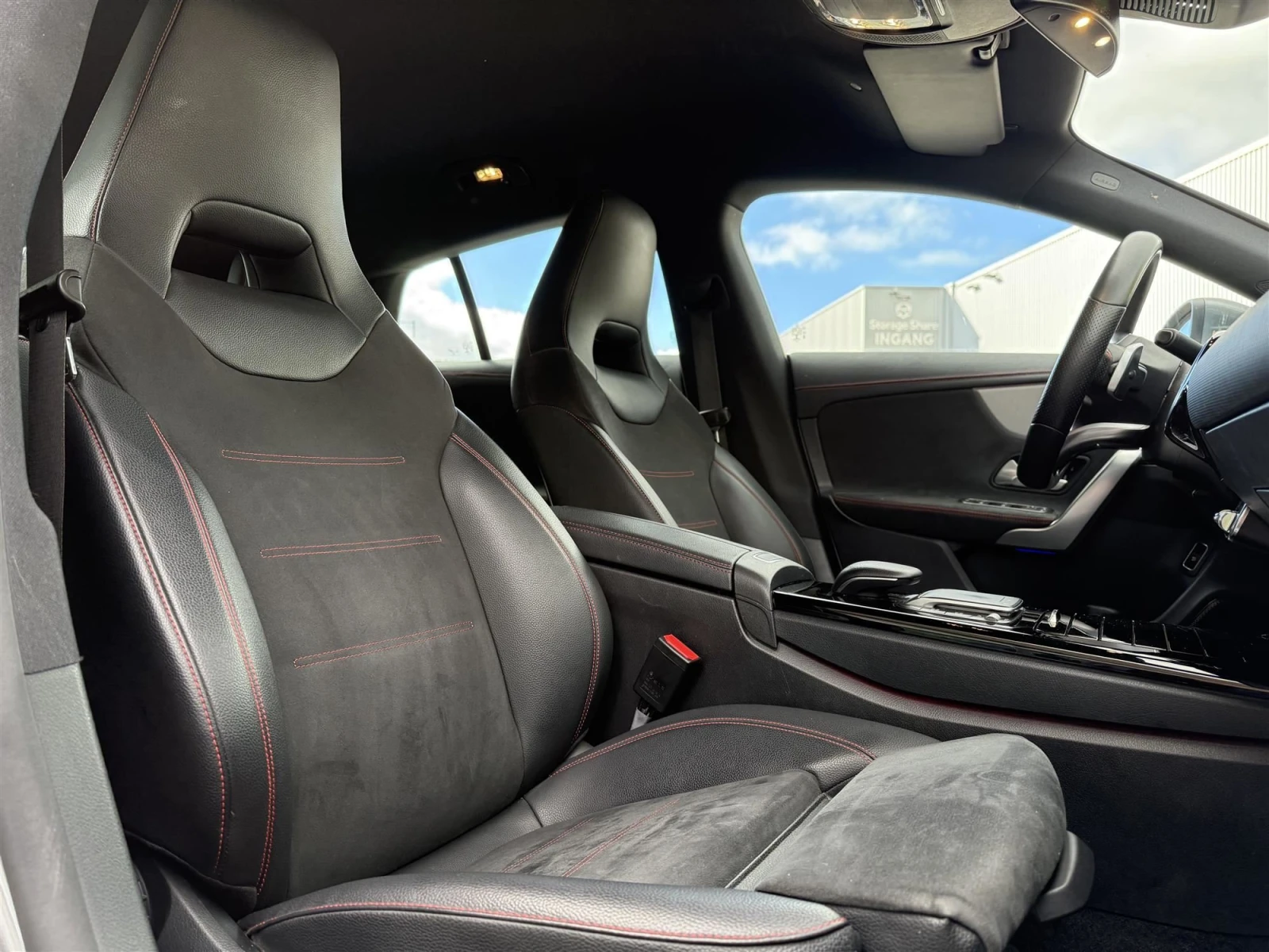 Mercedes-Benz CLA 180 Business Solution AMG  - изображение 9