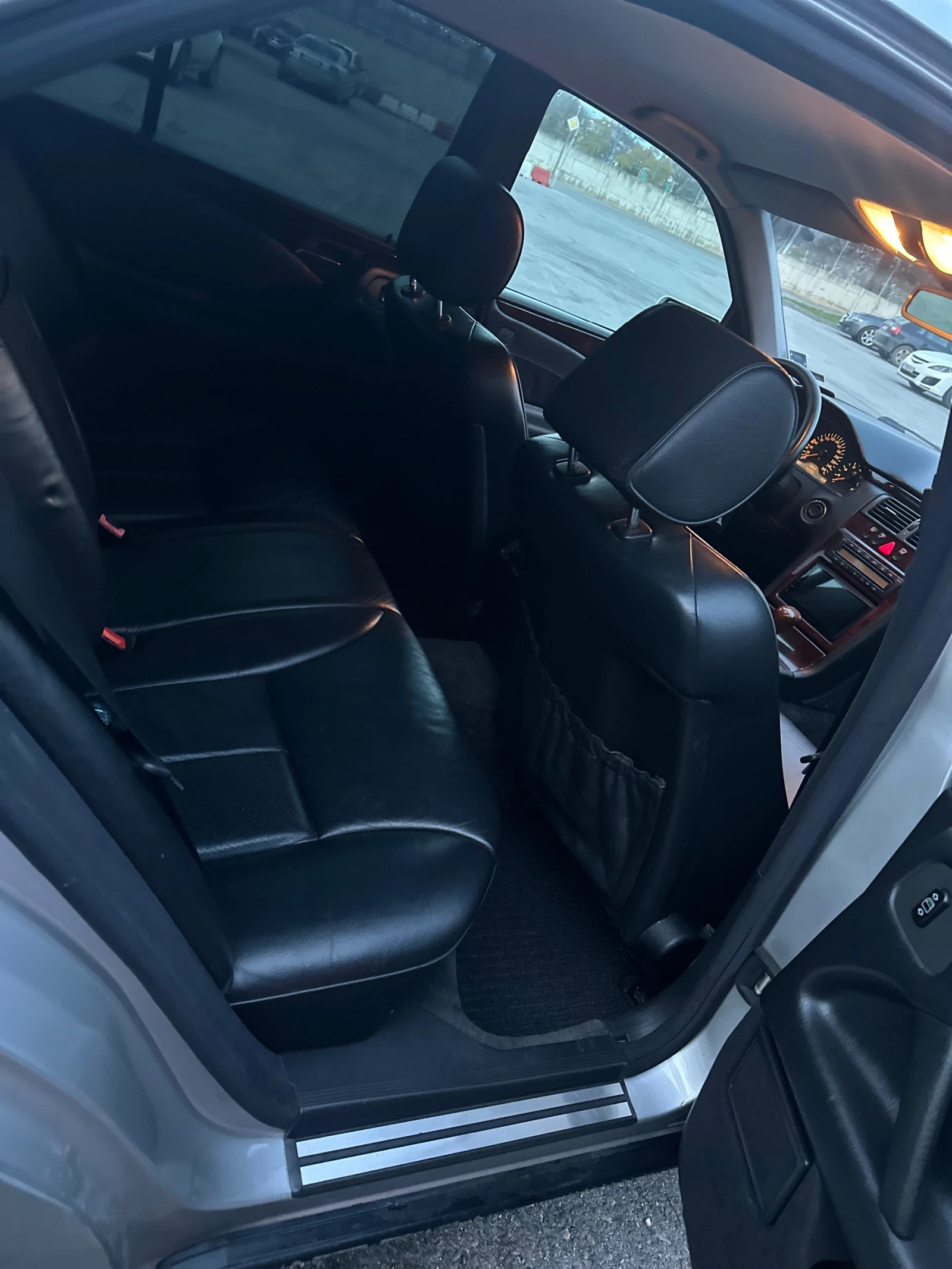 Mercedes-Benz E 430 САМО ЗАДНО - изображение 8