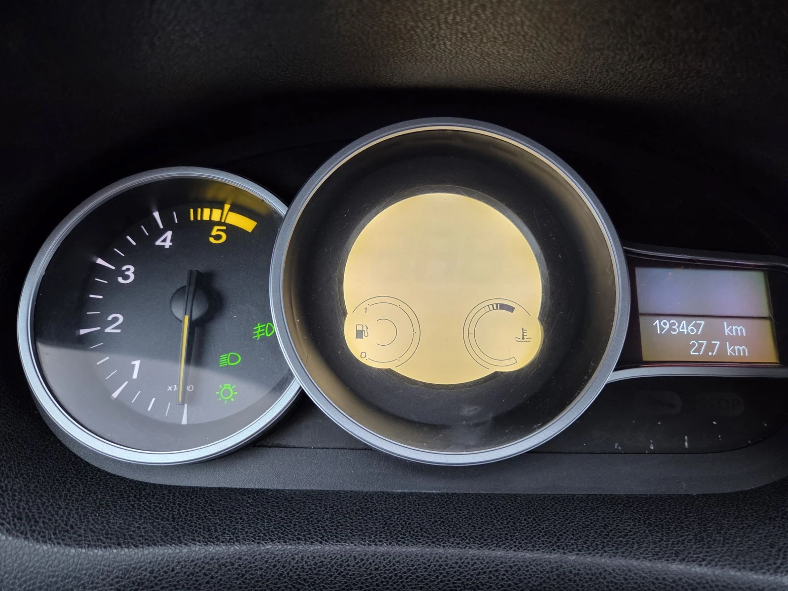 Renault Megane 1.5 DCI - изображение 7