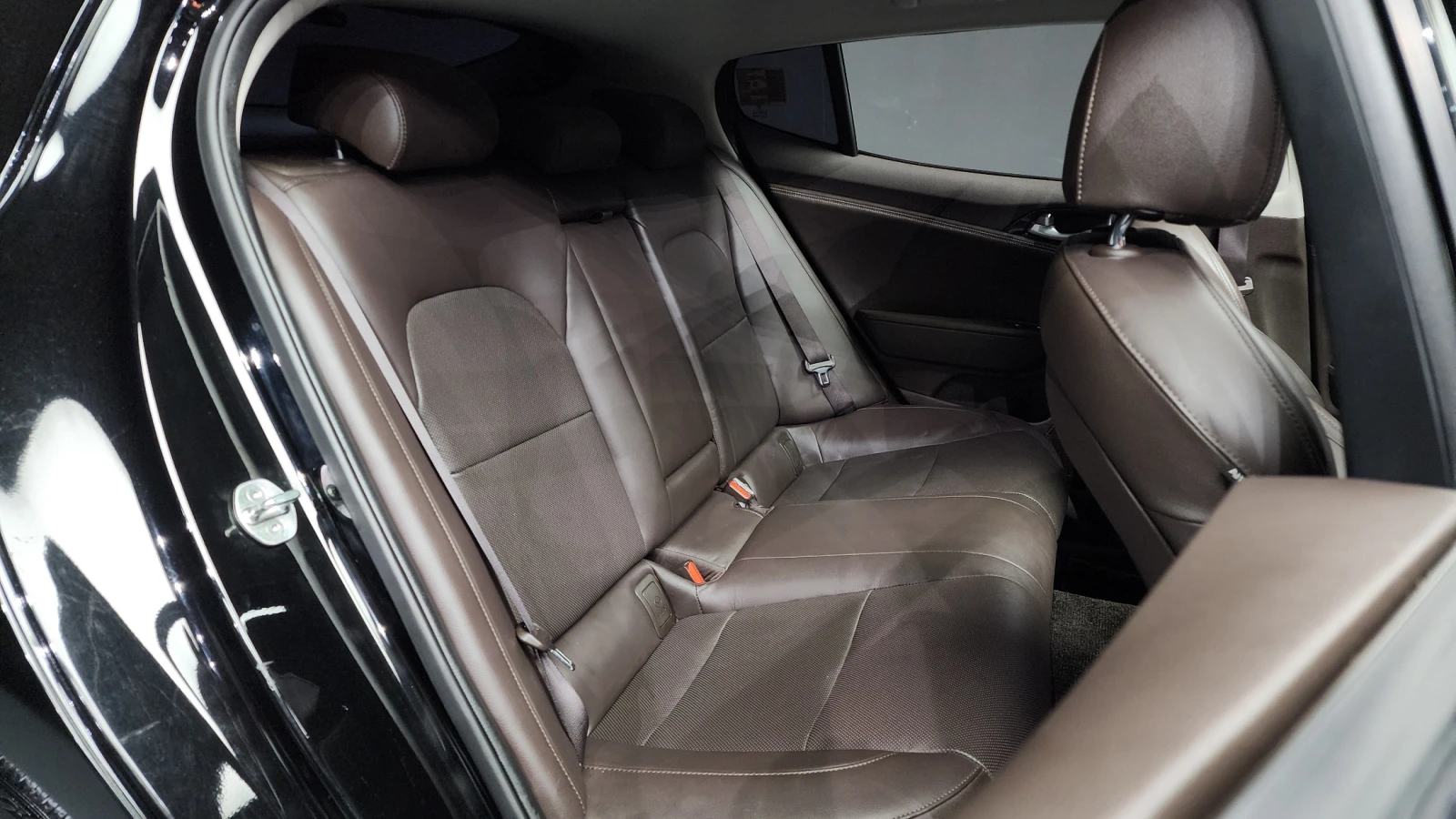 Kia Stinger 2.0T 2WD PLATINUM autogeorge.com | Mobile.bg � ����������� 11