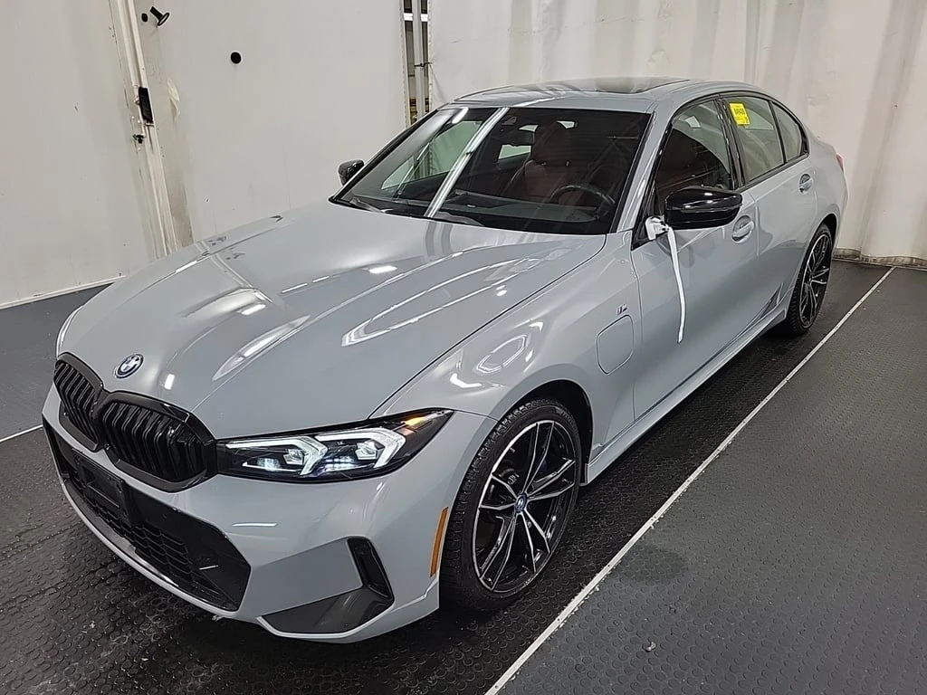 BMW 330 E Plug-in * M-Sport * CARFAX * ����� ���� ���� *  | Mobile.bg � ����������� 1