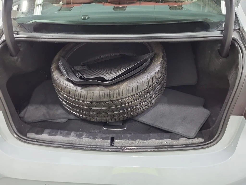 BMW 330 E Plug-in * M-Sport * CARFAX * ����� ���� ���� *  | Mobile.bg � ����������� 14