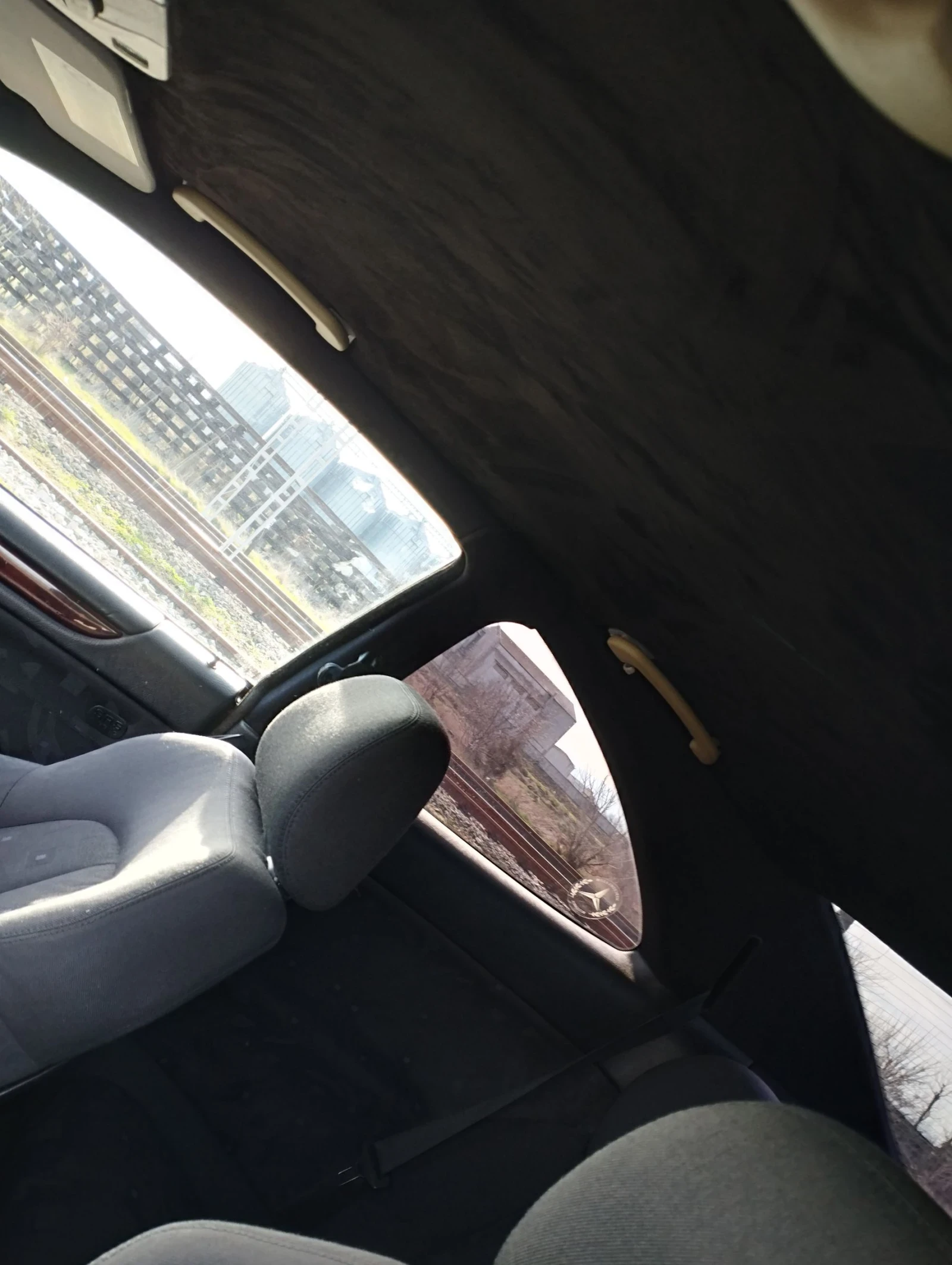 Mercedes-Benz CLK 230, снимка 8 - Автомобили и джипове - 53537390