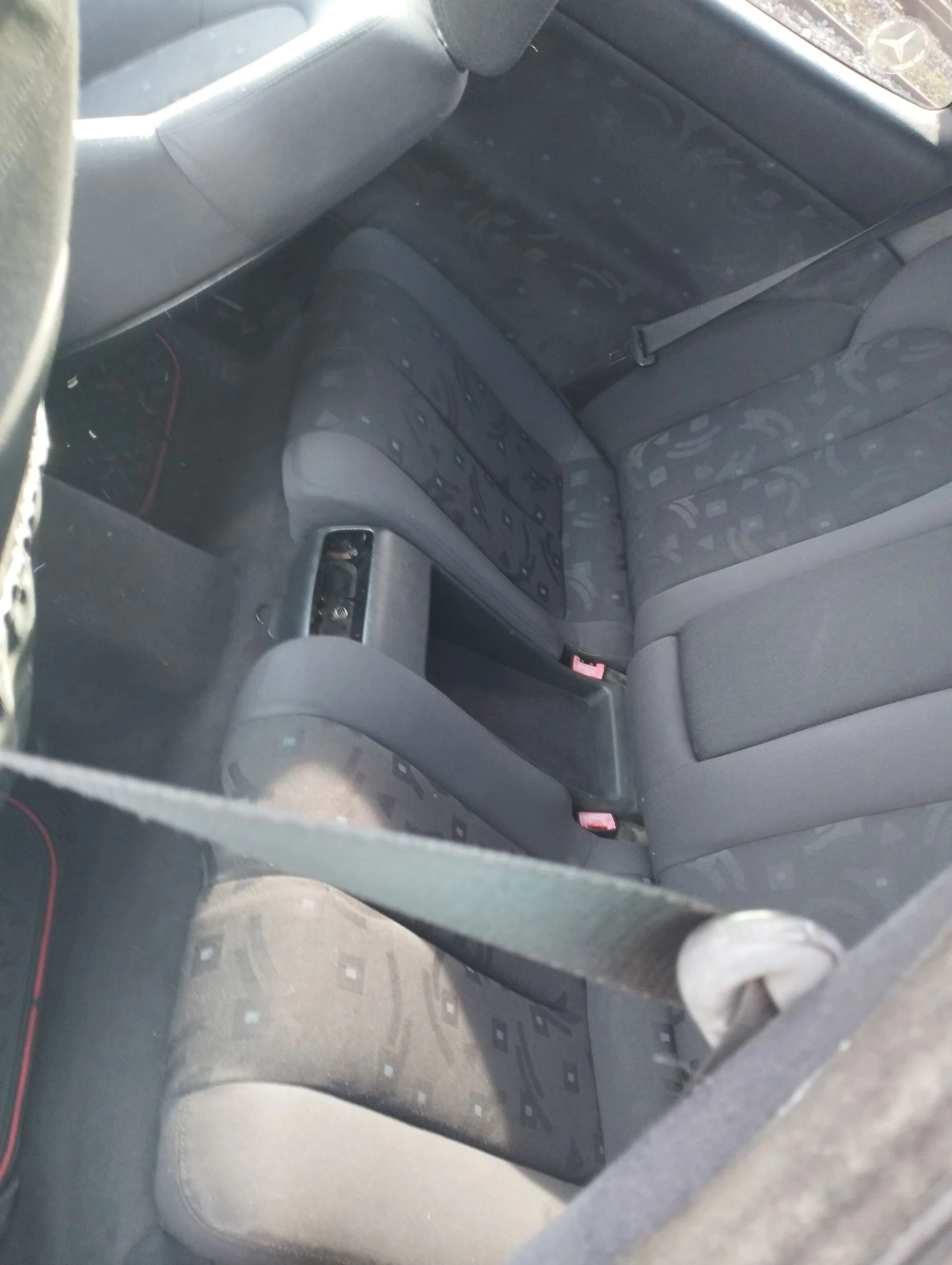 Mercedes-Benz CLK 230, снимка 9 - Автомобили и джипове - 53537390