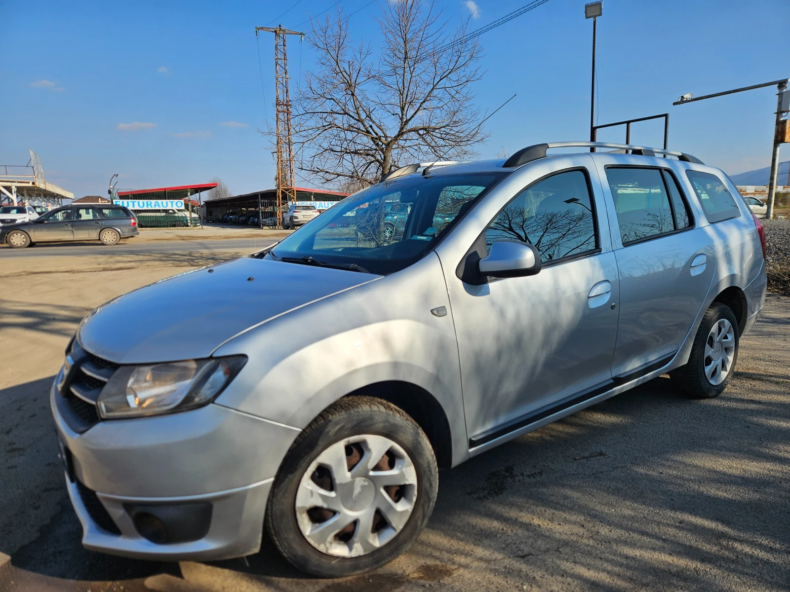Dacia Logan Бензин газ, снимка 2 - Автомобили и джипове - 53741792