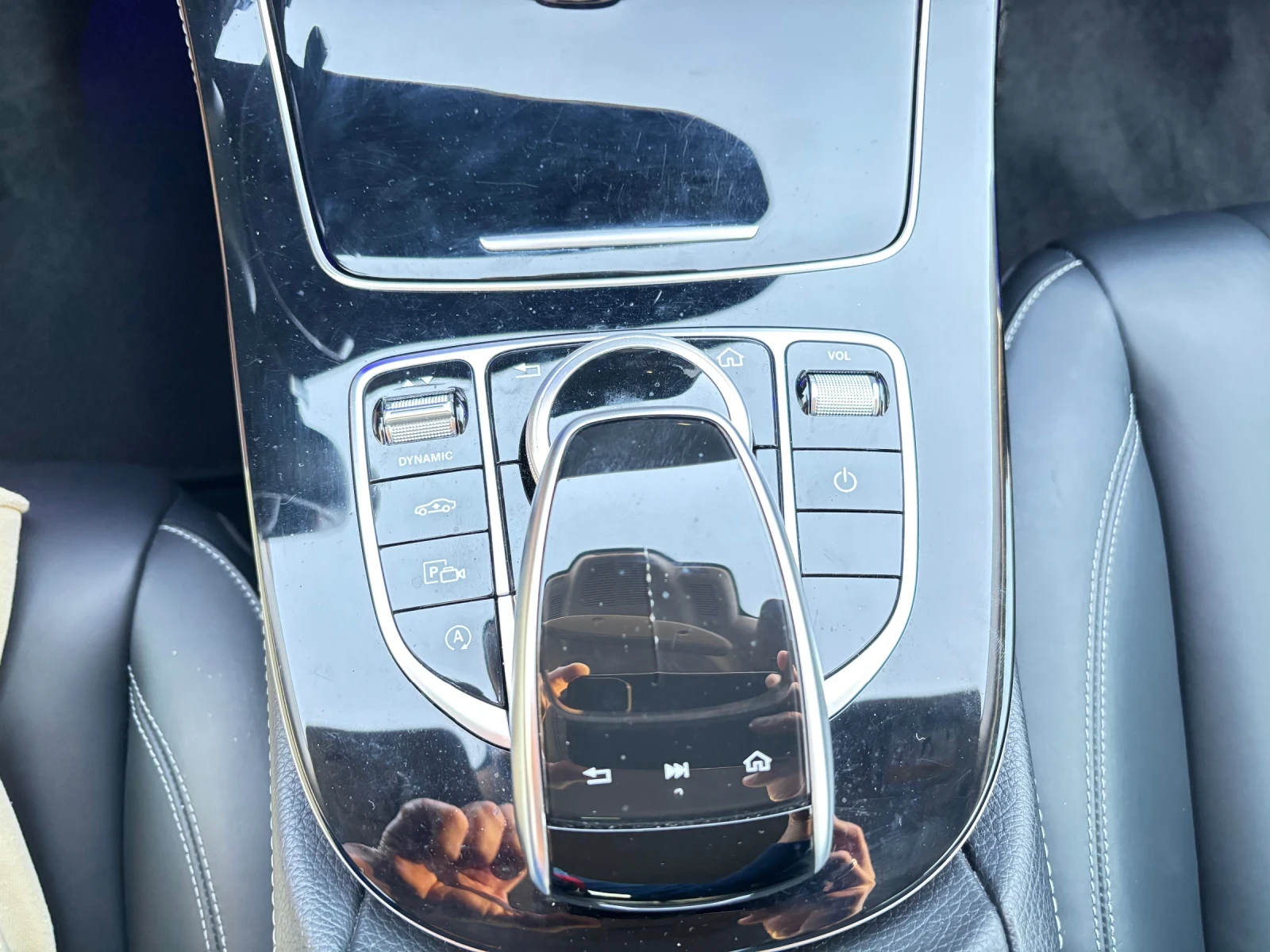 Mercedes-Benz E 400 4 MATIC, 90000 км, снимка 14 - Автомобили и джипове - 53863960