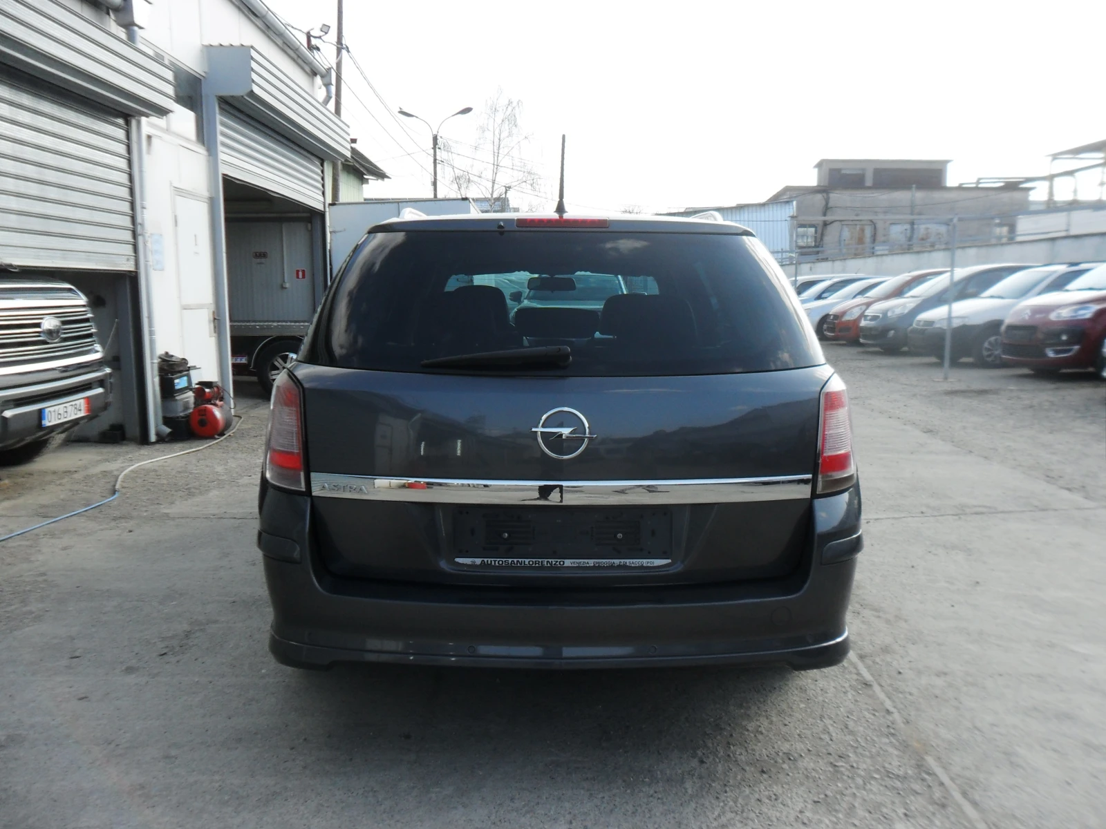 Opel Astra 1, 6i-GAS-KLIMATRONIK-ITALY, снимка 6 - Автомобили и джипове - 53864218