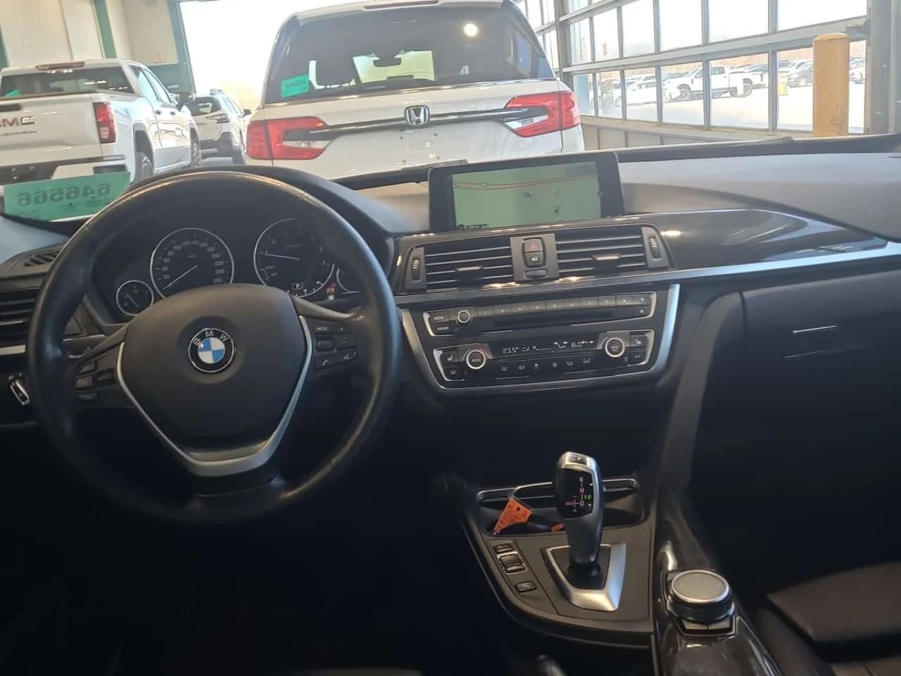 BMW 328 GRAN TURISMO * xDrive * CARFAX * 60k km! * , снимка 6 - Автомобили и джипове - 54396250