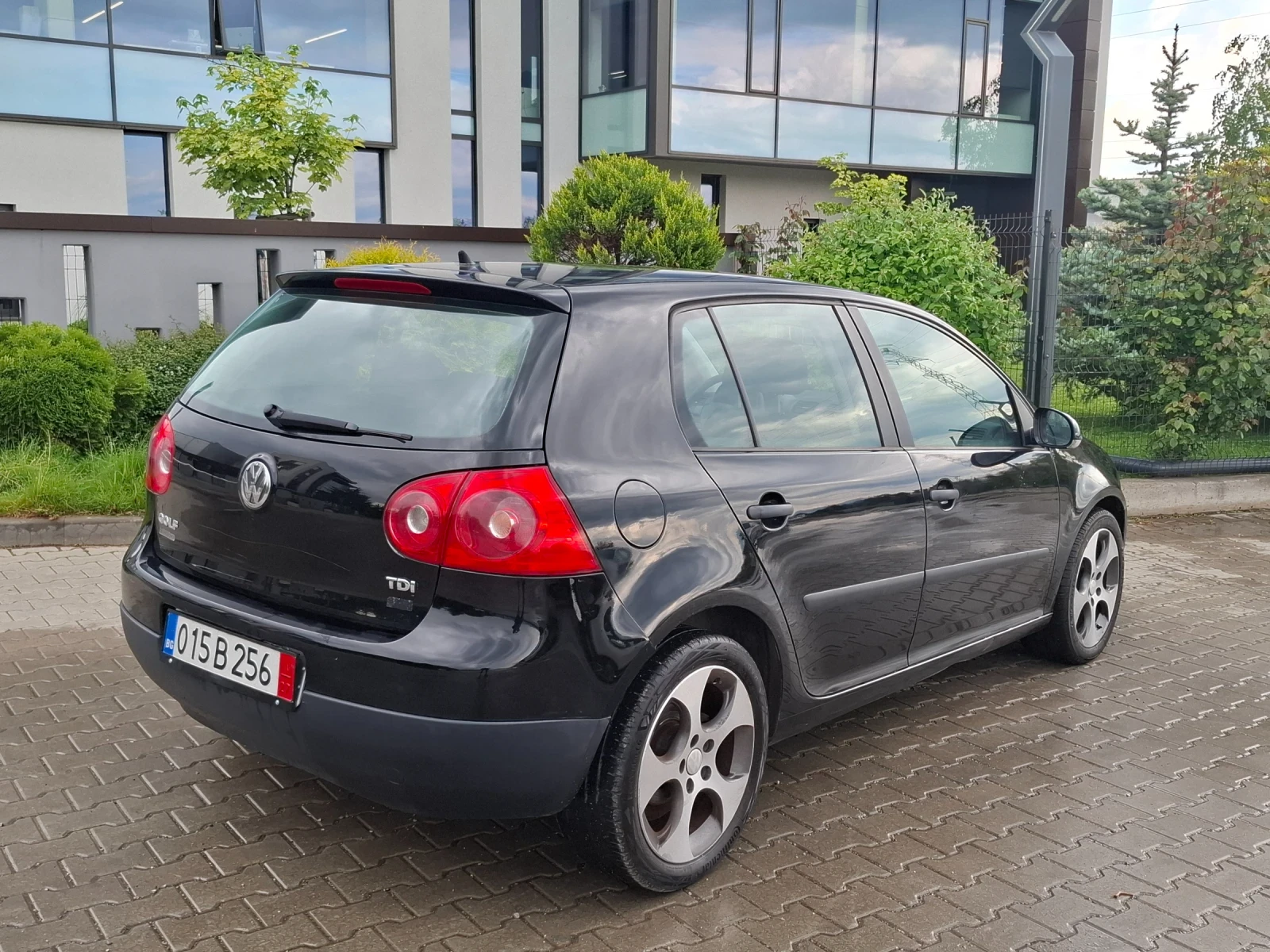VW Golf 1.9TDI* (105кс)* * KLIMATRONIK* * НОВ ВНОС* , снимка 13 - Автомобили и джипове - 54643944