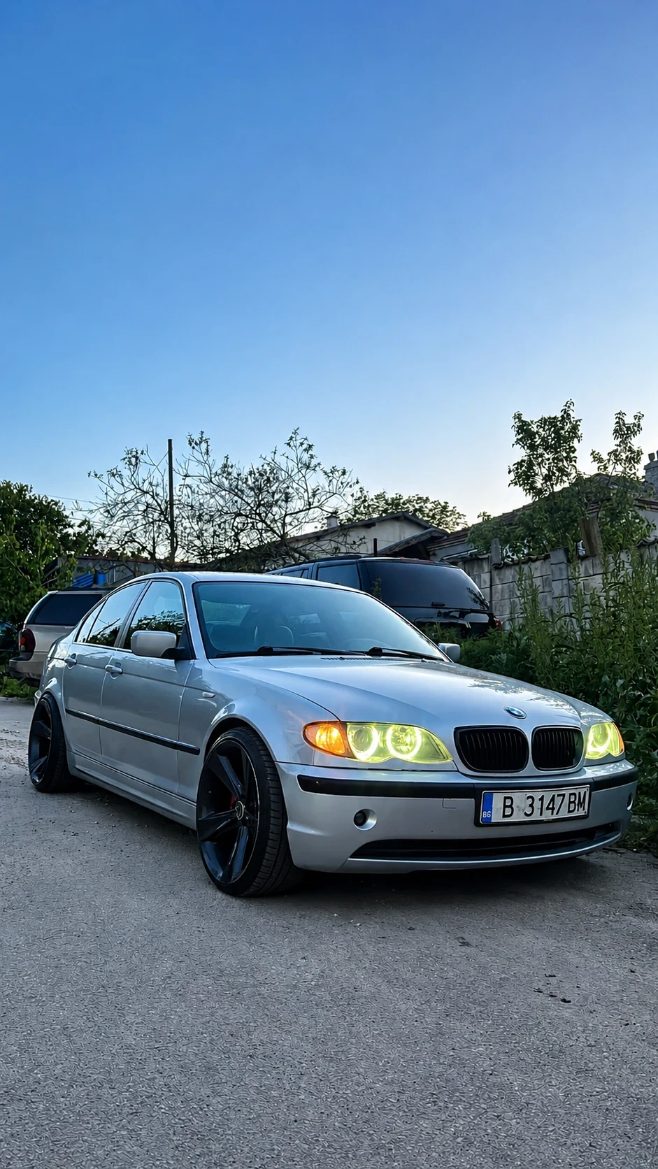 BMW 330
