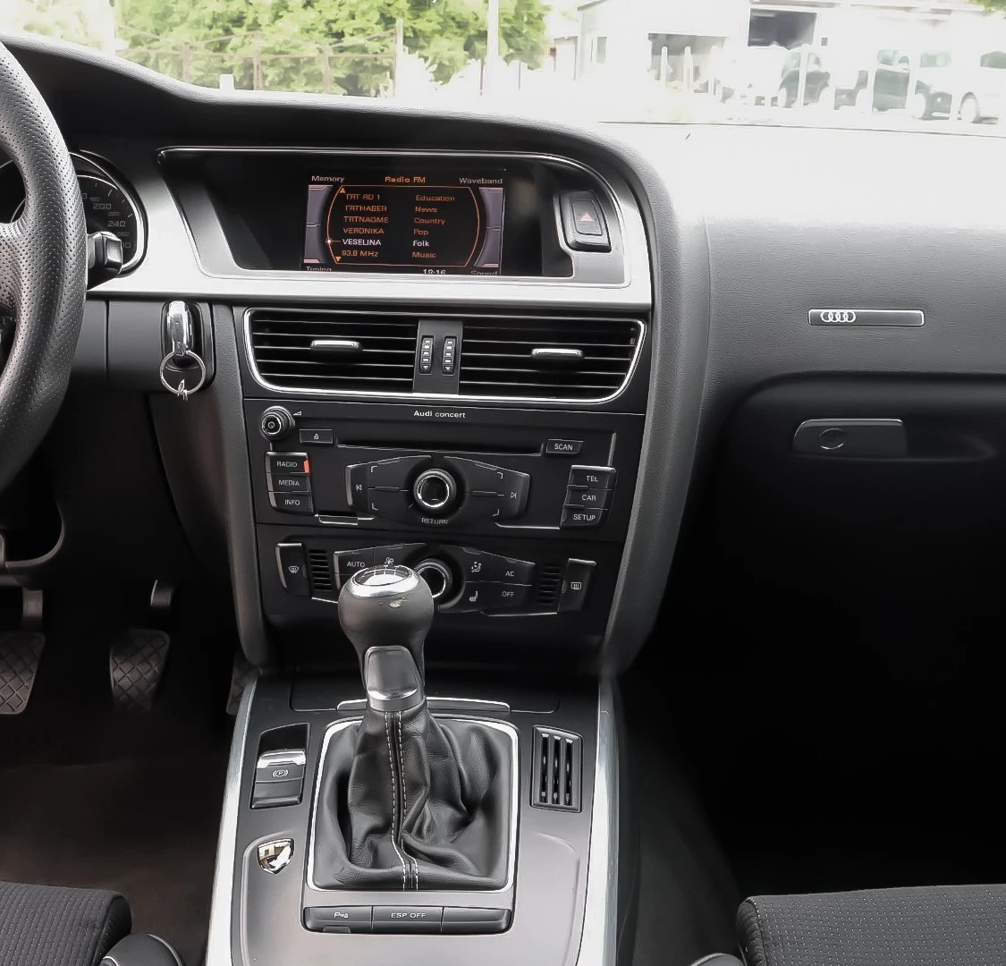 Audi A5 1.8 tfsi, снимка 10 - Автомобили и джипове - 55137577