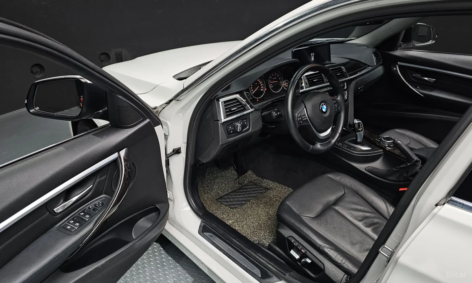 BMW 320 LUXURY* HUD* PODGREVI* UNIKAT* TOP* , снимка 10 - Автомобили и джипове - 55187949