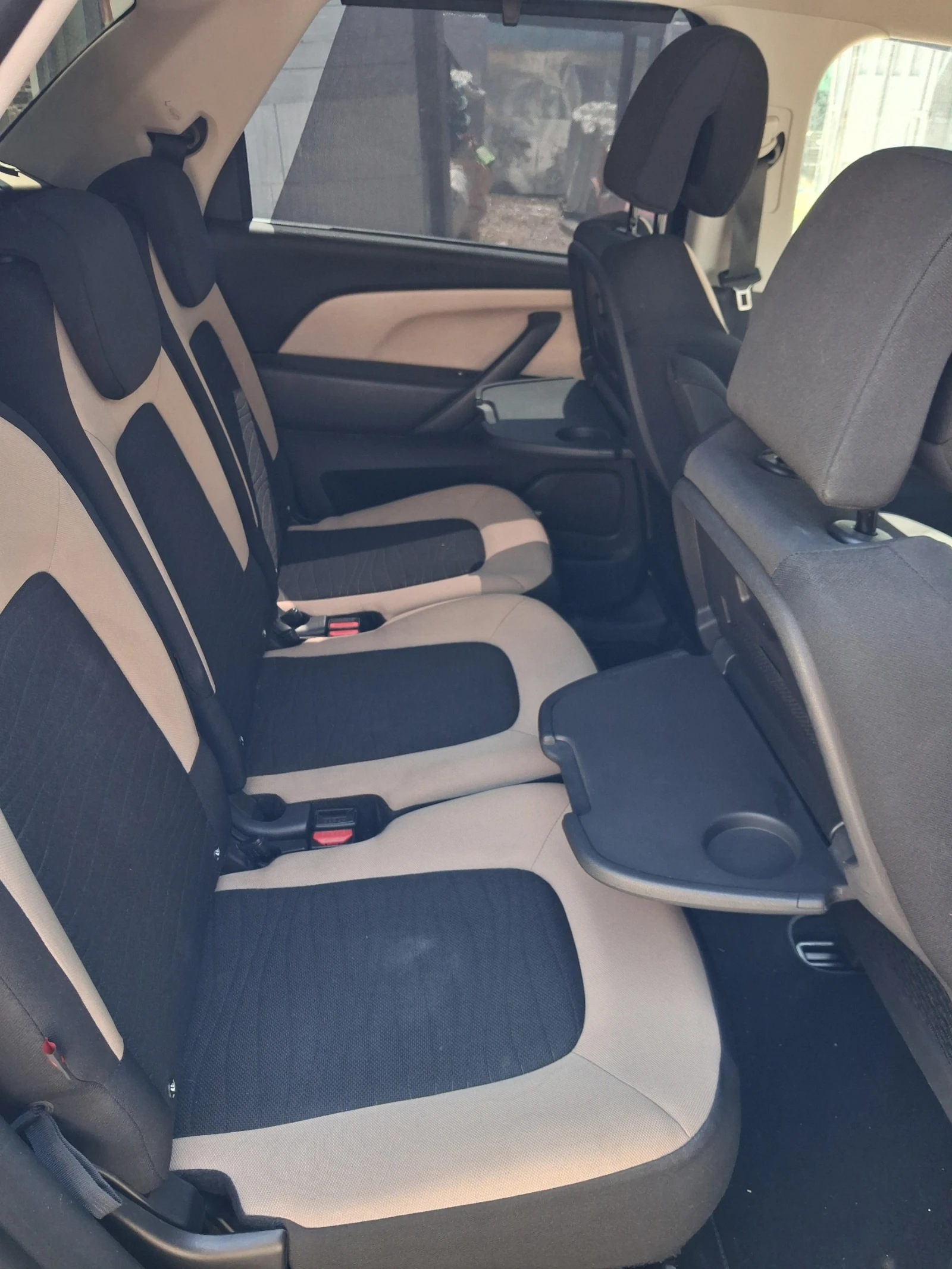 Citroen C4 Picasso 1.6 turbo, снимка 12 - Автомобили и джипове - 55574459