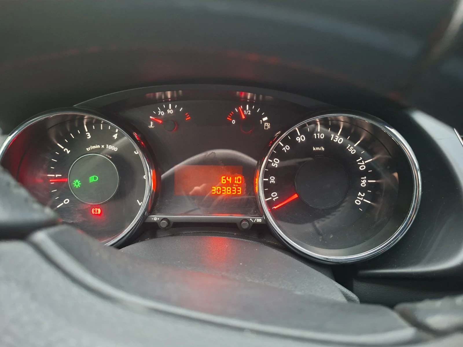 Peugeot 3008, снимка 6 - Автомобили и джипове - 55659518