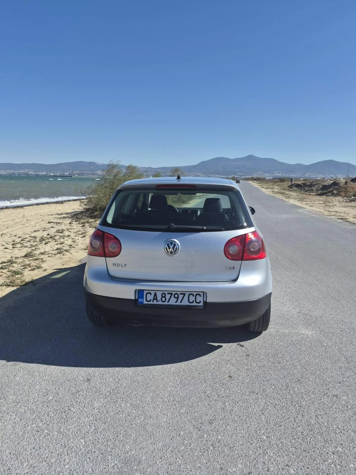 VW Golf, снимка 4 - Автомобили и джипове - 56198618