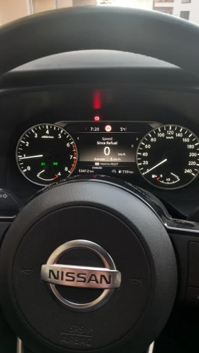 Nissan Qashqai, снимка 2 - Автомобили и джипове - 53582329