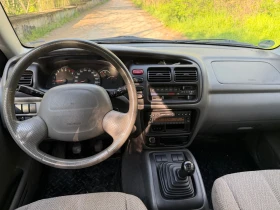 Suzuki Grand vitara 2.5i  - 7000 € / 13690.81 лв. - 99752530 13