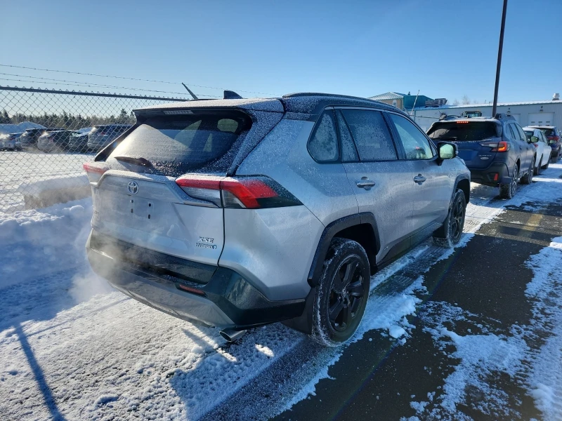 Toyota Rav4 HYBRID XSE * * CARFAX * * АВТО КРЕДИТ * * , снимка 3 - Автомобили и джипове - 53282709