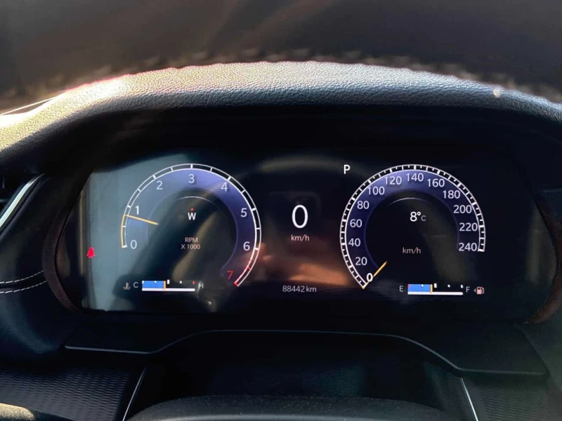 Jeep Grand cherokee Laredo 3.6 V6 * ПОДГРЕВИ * ШИБИДАХ * Keyless, снимка 8 - Автомобили и джипове - 53508710