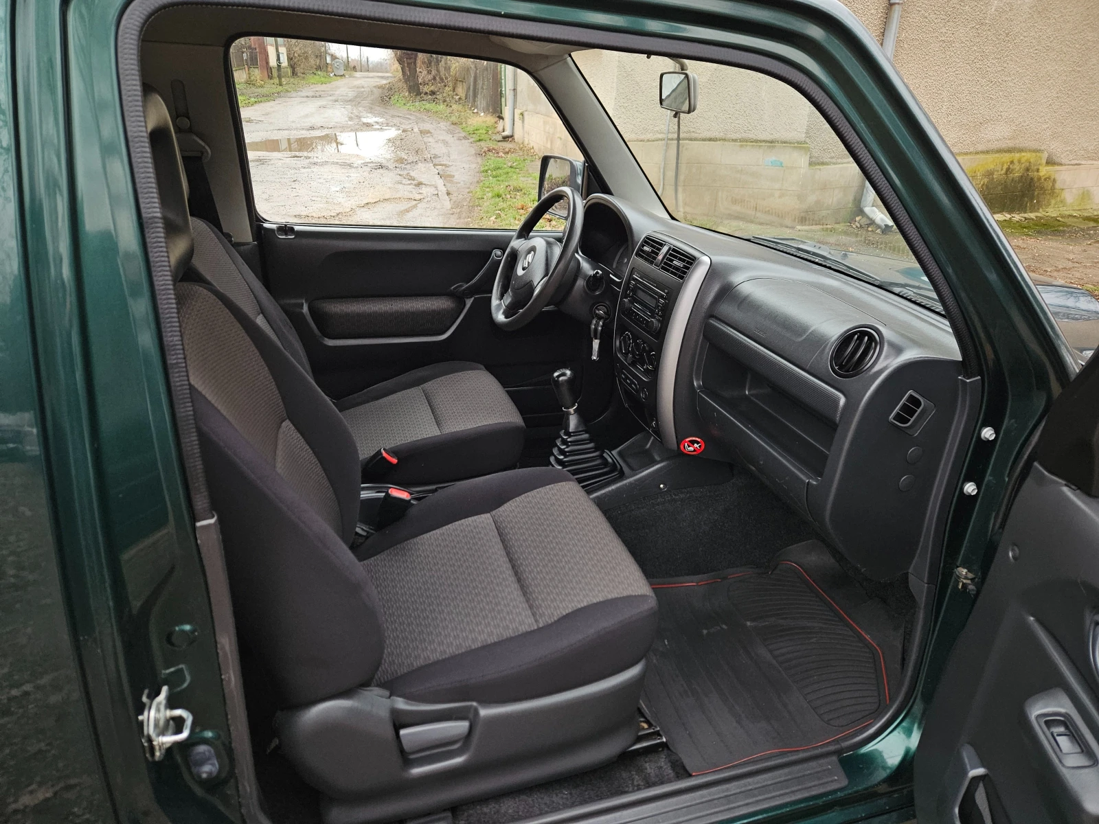 Suzuki Jimny 1.5 DDiS  - изображение 10