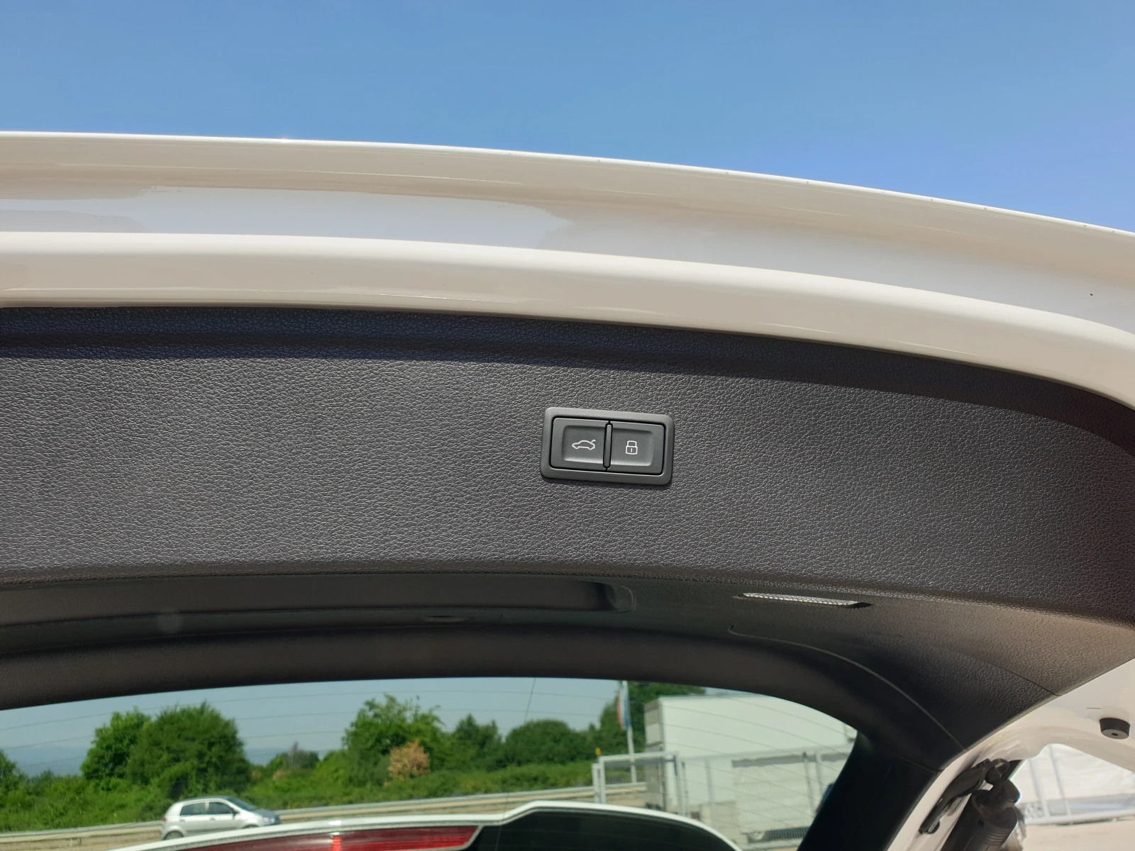 Audi Q5 S line 40 TDI - изображение 6
