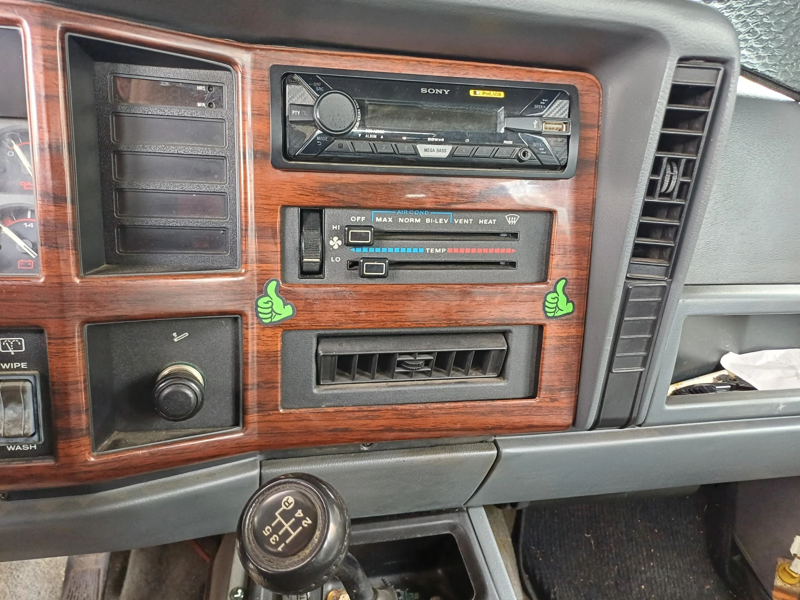Jeep Cherokee  - изображение 7