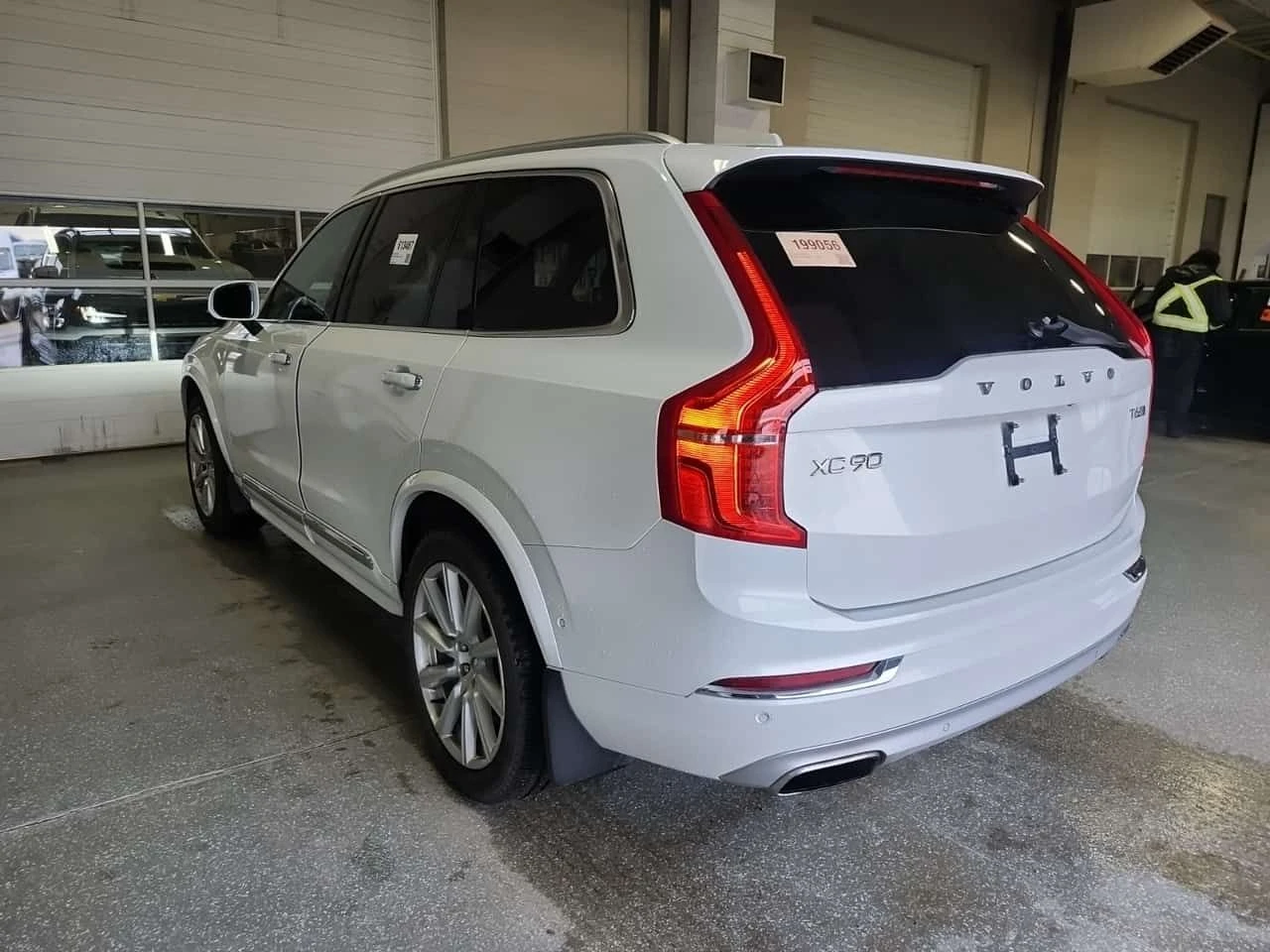 Volvo Xc90  | T6 INSCRIPTION | HEAD-UP | ПАМЕТИ | CARFAX, снимка 4 - Автомобили и джипове - 53950152