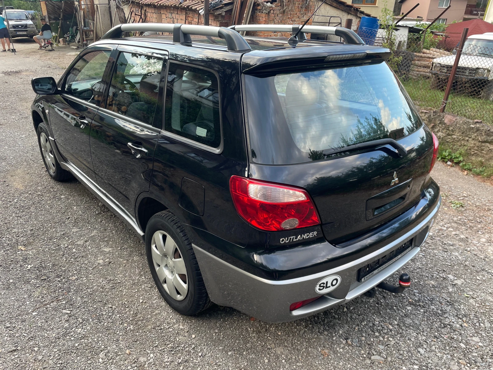 Mitsubishi Outlander 2.0I 4x4, снимка 5 - Автомобили и джипове - 54084747