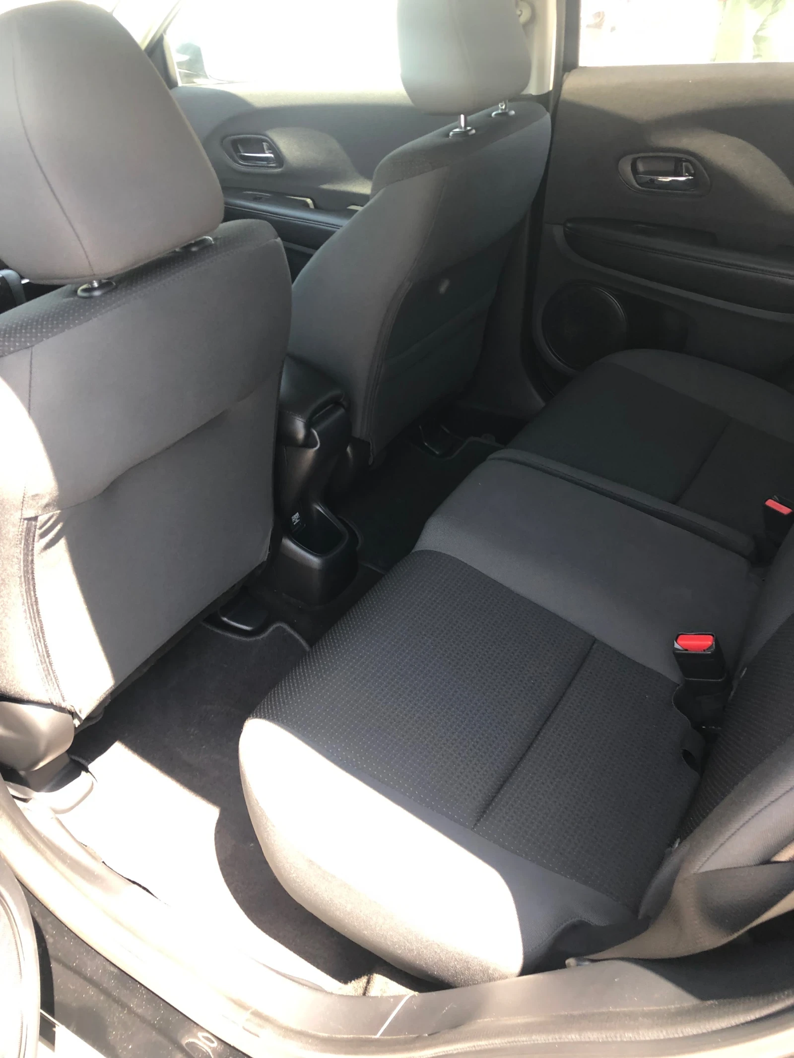 Honda Hr-v 1.8L i-VTEC , снимка 12 - Автомобили и джипове - 54088940