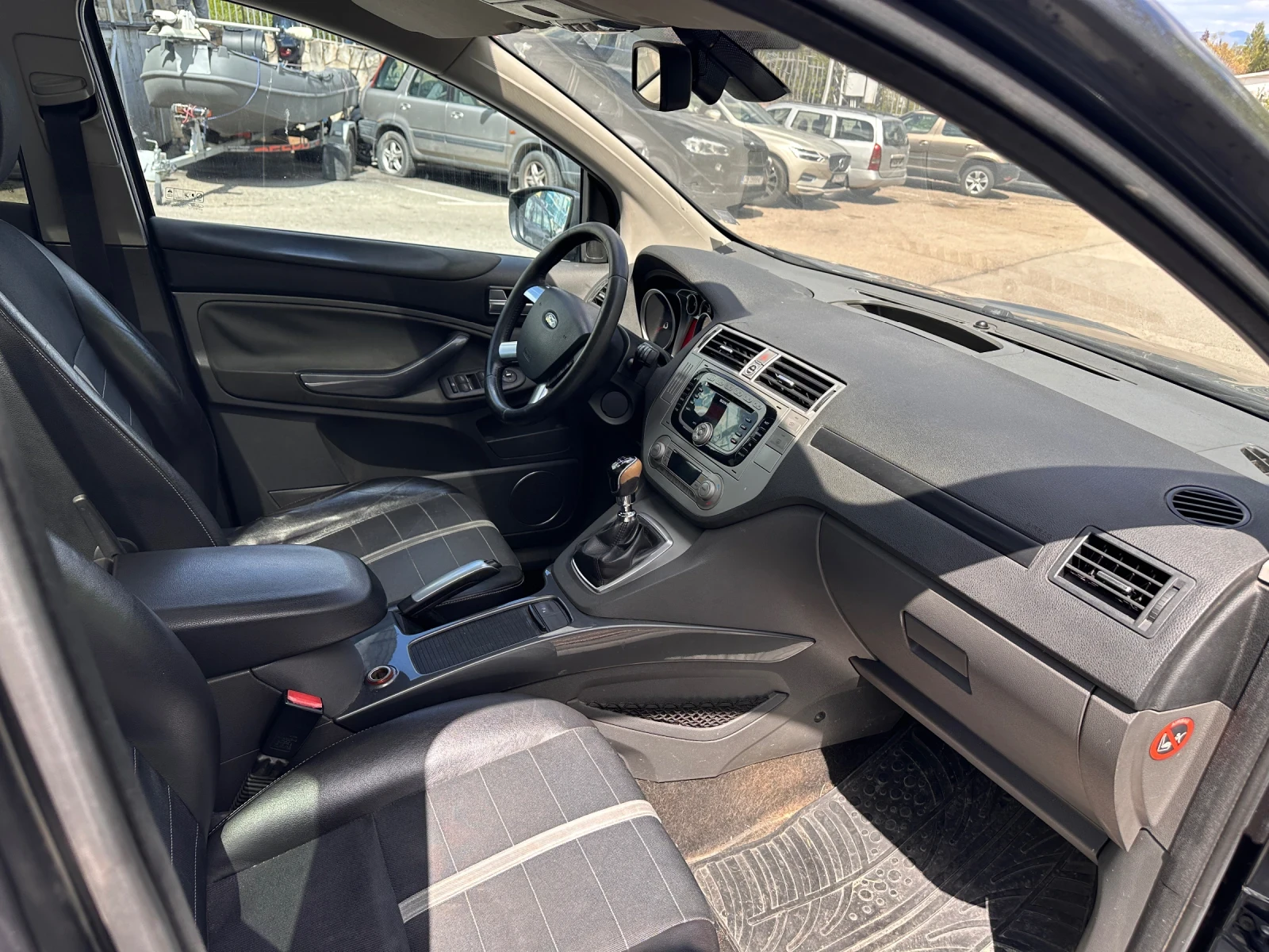 Ford Kuga 2.0TDCI, снимка 17 - Автомобили и джипове - 54375091