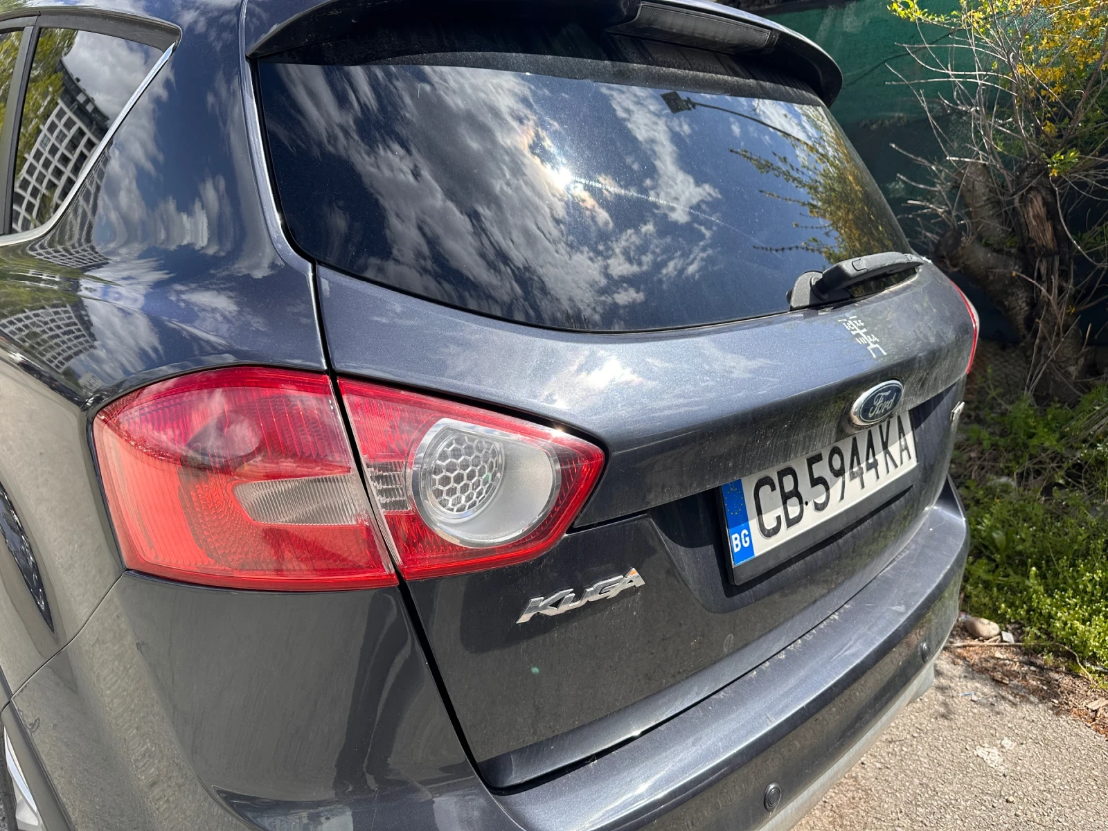 Ford Kuga 2.0TDCI, снимка 9 - Автомобили и джипове - 54375091