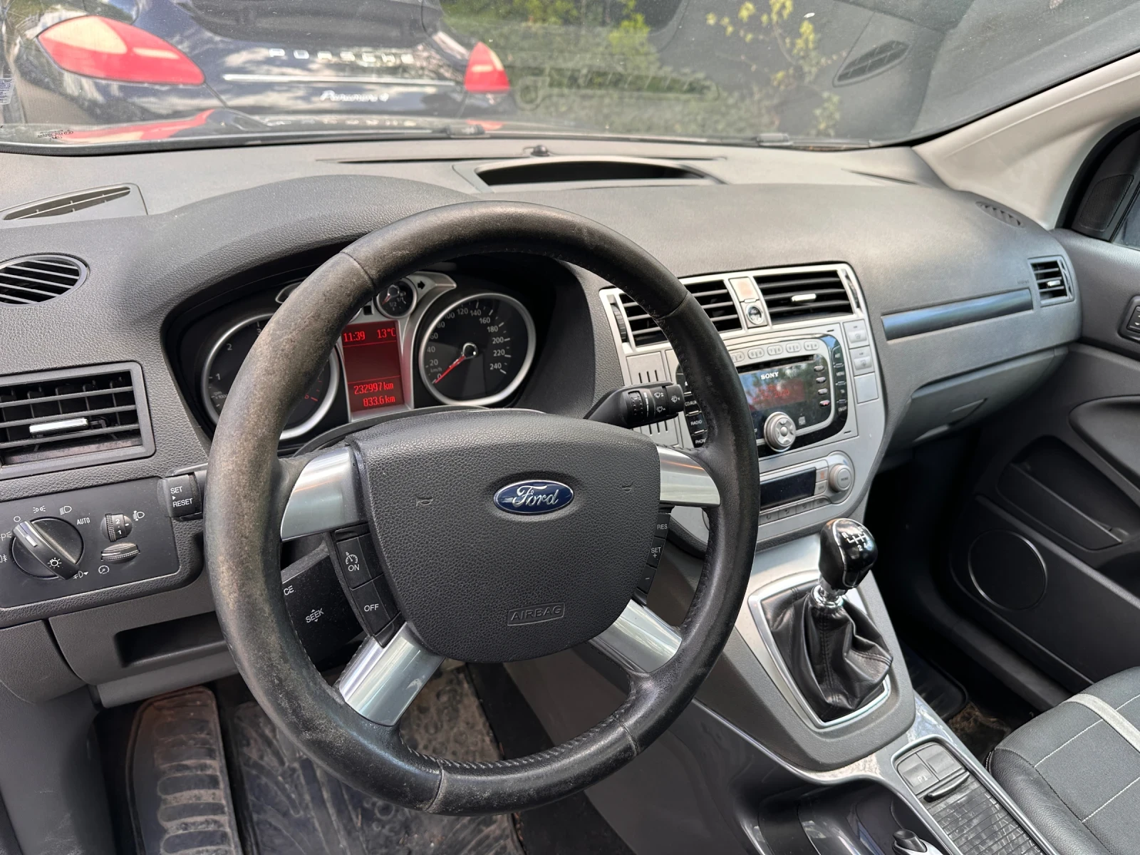 Ford Kuga 2.0TDCI, снимка 11 - Автомобили и джипове - 54375091