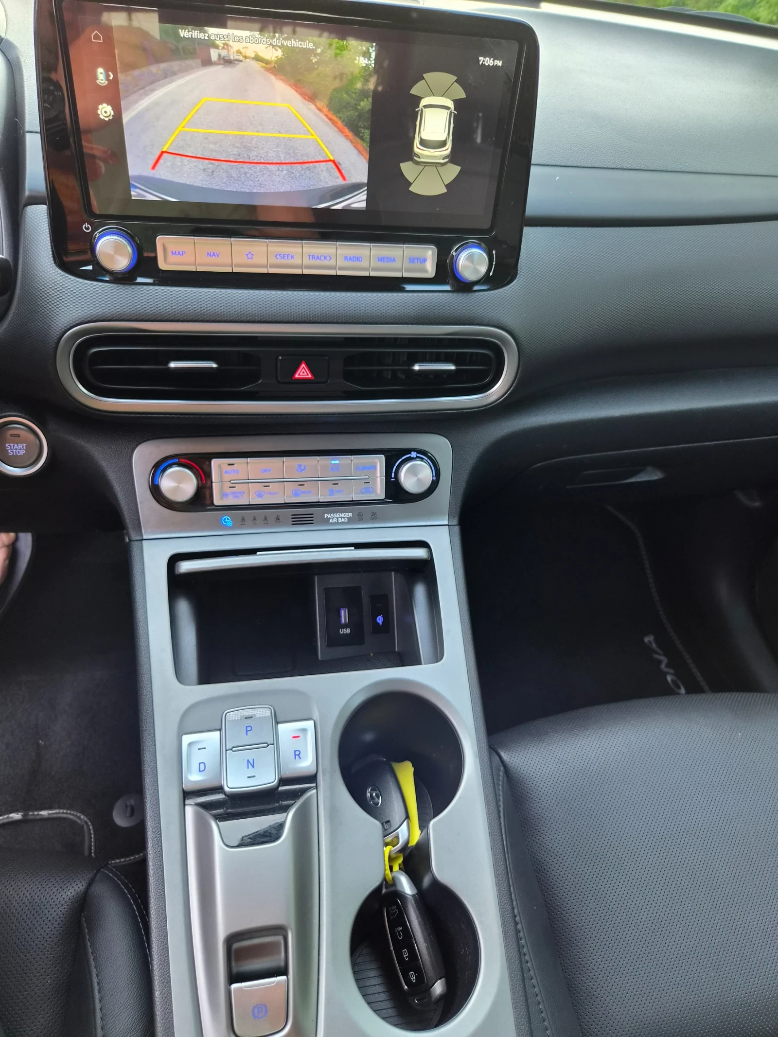 Hyundai Kona 64kwh/SOH100%/61000km/12.22г, снимка 13 - Автомобили и джипове - 54691963
