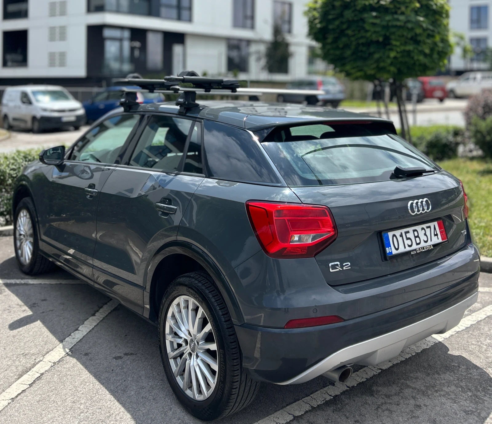 Audi Q2 1.6TDI* Thule, снимка 10 - Автомобили и джипове - 54750792