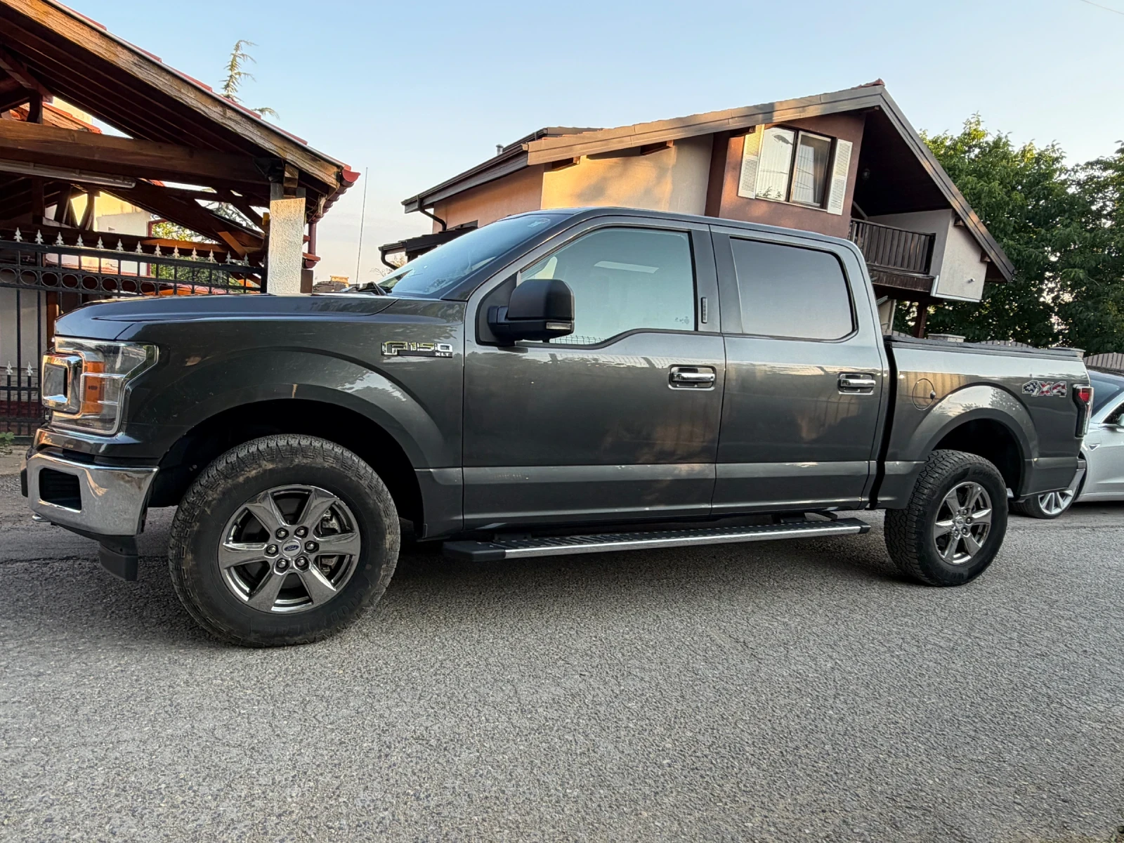 Ford F150 5.0 SuperCrew XLT 4x4, снимка 7 - Автомобили и джипове - 55596962